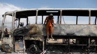 Əfqanıstanda avtobus partladıldı: Ölənlər var 