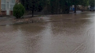 Gəncədə güclü yağış selə səbəb oldu 