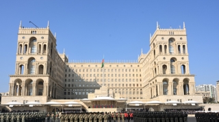 Hərbi paradda ilk dəfə insansız sistem qoşunlarının parad heyəti keçdi 