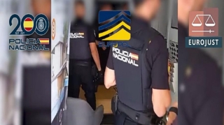 Polis 35 ölkəyə narkotik satan dəstənin üzvlərini həbs edib