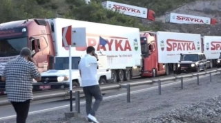 Laçında növbəti TƏXRİBAT  – TIR şousunun ardınca avtobus KOMEDİYASI BAŞLAYIR 