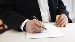 İcra məmurları bu hallarda məsuliyyət daşıyacaqlar 