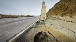 Sürüşməyə görə sürücülərə bu yoldan istifadə etmələri tövsiyə olunur 