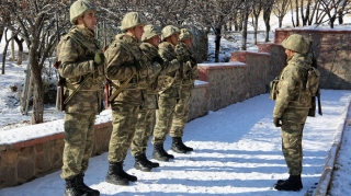 Naxçıvan Qarnizonu Qoşunlarında silsilə tədbirlər keçirilir - FOTO