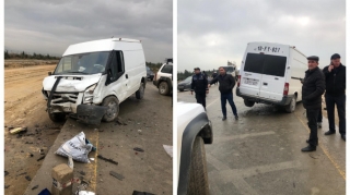Bakı-Quba yolunda mikroavtobusla minik maşını toqquşub, ölən və yaralananlar var   - FOTO