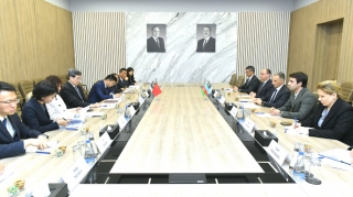 Nazir Çinin Kibermühit Administrasiyasının rəhbəri ilə görüşdü - FOTO