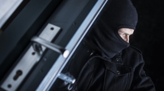 Bakıda 50 min manatlıq oğurluq edilib