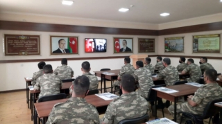 Respublika Günü münasibətilə Azərbaycan Ordusunda silsilə tədbirlər keçirilib  - FOTO