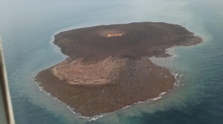FHN  vulkanın baş verdiyi yerdən görüntülər yaydı   - VİDEO - FOTO