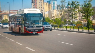 "Bakubus" avtobuslarında sürət həddi niyə endirildi? – TƏFƏRRÜAT + VİDEO 