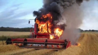 Goranboyda kombayn yanıb