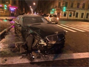 Baş naziri müavini qəzaya uğrayıb