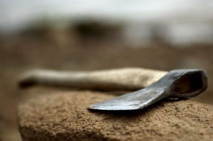 Bakıda dəhşətli cinayət - Qayınata 4 uşaqlı gəlinini balta ilə qətlə yetirdi