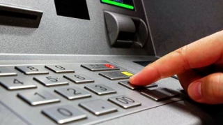 Bu sahədə işləyənlər 4000 manatdan çox maaş alırlar - SİYAHI 