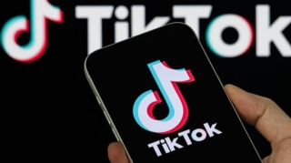 “TikTok”da 92 manatlıq jeton başına bəla oldu - 3 il 6 ay həbs 