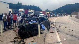 Döngəyə sürətlə girən avtomobil TIR-la toqquşdu;  3 ölü, 5 yaralı - FOTOLAR 