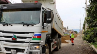 Şəmkirdə kəndlərarası avtomobil yolu yenidən qurulur - FOTO - VİDEO
