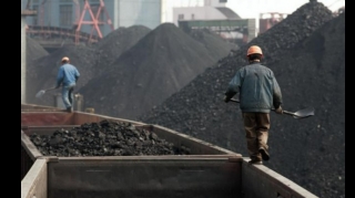 Китайские компании установили исторический рекорд по добыче угля