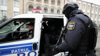 Polis dələduzluq edənlərə qarşı əməliyyat keçirdi -  15 nəfər istintaqa təhvil verildi 