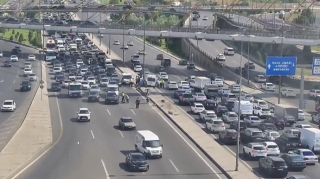 У Олимпийского стадиона произошло ДТП: образовались транспортные заторы 