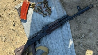 Masallıda meşəlik ərazidən "Kalaşnikov" avtomatı aşkarlanıb  - FOTO