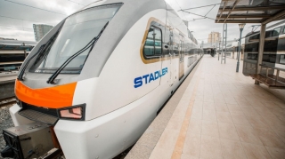 Bakı-Sumqayıt qatarında sərnişinin halı pisləşib  - FOTO