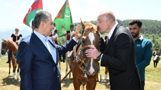 “Dostluq” adlı Qarabağ atı artıq onundur - FOTO