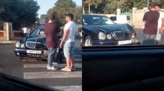 Xırdalanda zəncirvari qəza baş verib - Üç avtomobil toqquşub - VİDEO 