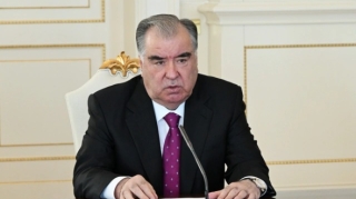 Эмомали Рахмон: Азербайджан является надежным другом и партнером Таджикистана 