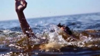 Bakıda bir nəfər dənizdə batmaq təhlükəsi ilə üzləşdi