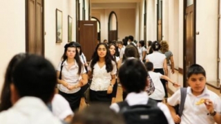 Şagirdlər ənənəvi ictimai nəqliyyatla dərsə getməməlidirlər - Təhsil eksperti 