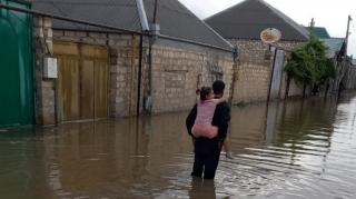 Gəncədə güclü yağış fəsadlar törədib   - FOTO - VİDEO