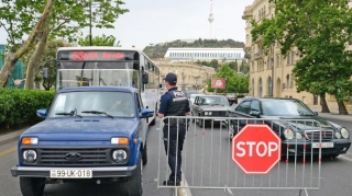 Sərt karantinin tətbiq edildiyi yerlərdə məhkəmələrin keçirilməsi qaydaları açıqlanıb