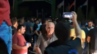 Kürdəmirdə yolda hərəkətin təhlükəsizliyini pozmaq cəhdinin qarşısı alınıb - VİDEO 