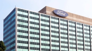 “Ford” avtomobil işçilərinin etirazına görə zavod tikintisini dayandırıb