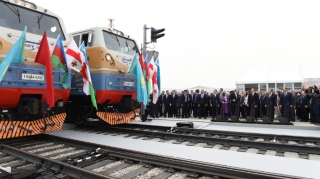 İyunda Şimal-Cənub dəhlizinə müntəzəm yük qatarı buraxılacaq