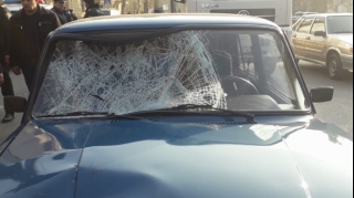 Gəncədə 26 yaşlı oğlanı maşın vurub 