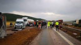 Türkiyədə zəncirvari qəza: 2 ölü, 20 yaralı 