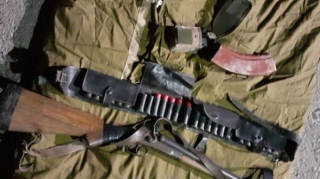 Ermənistanda ordudan buraxılan könüllülər silahı təhvil vermirlər 