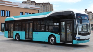 Bakı şəhərinə ilk elektrik mühərrikli avtobus gətirilib   - FOTO