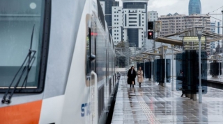 ADY-dən qatarların hərəkəti ilə bağlı açıqlama 