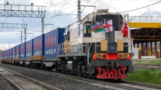 Bakı-Tbilisi-Qars dəmir yolu vasitəsilə yük dövriyyəsi altı dəfə artıb - Kobaxidze 
