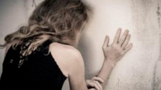 Bakıda qadın ərini tava ilə döydü: "Mənə böhtan atdı" – TƏFƏRRÜAT 