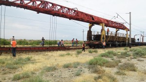 Xıdırlı - Qaragünə mənzilində 7 km dəmir yolu əsaslı təmir olunur - FOTO