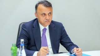 Vüqar Qurbanov ad günü şənliyi keçirən şöbə müdirini işdən qovdu - FOTO