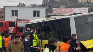 Türkiyədə avtobusla tramvay toqquşub, yaralananlar var   - VİDEO
