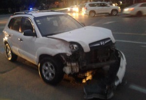 Bakıda iki avtomobil toqquşdu: yolda tıxac yaranıb - FOTO