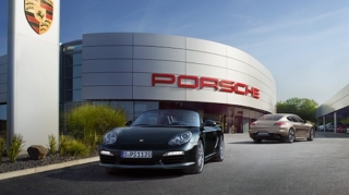 "Porsche"nin satışları kəskin azaldı 