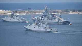 Rusiya Qara dənizdəki gəmilərinin sayını iki dəfə azaldıb 