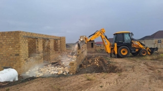 Gəncədə qeyri-qanuni tikintilərə qarşı monitorinq aparılır - FOTO